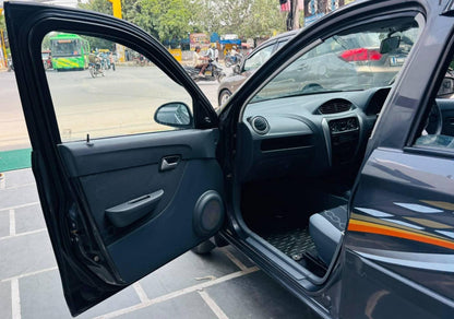 15,000 KMS MARUTI ALTO VXI PETROL (2014)