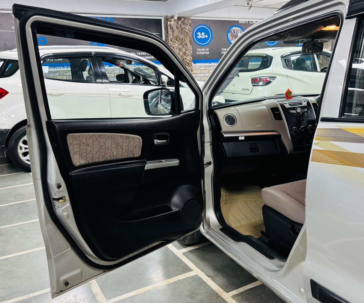 47,000 KMS MARUTI WAGONR VXI PETROL (2013)