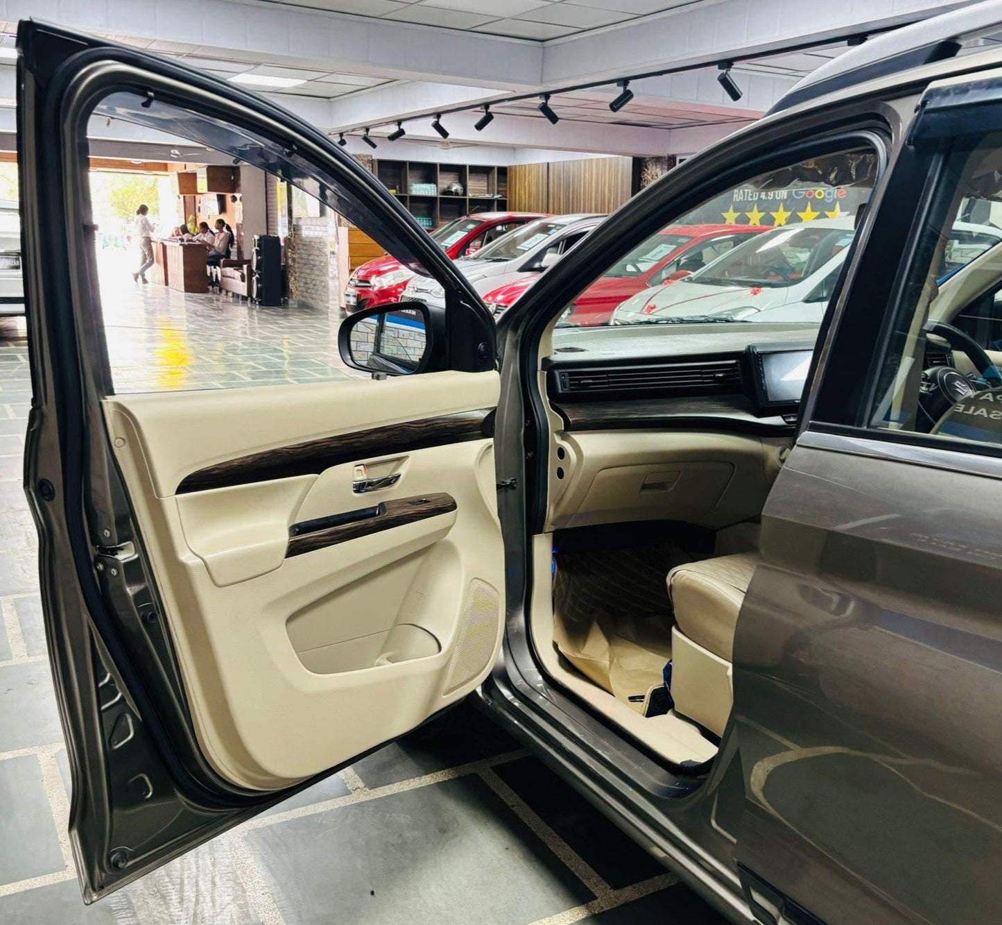 20,000 KMS MARUTI ERTIGA VXI CNG (2021)