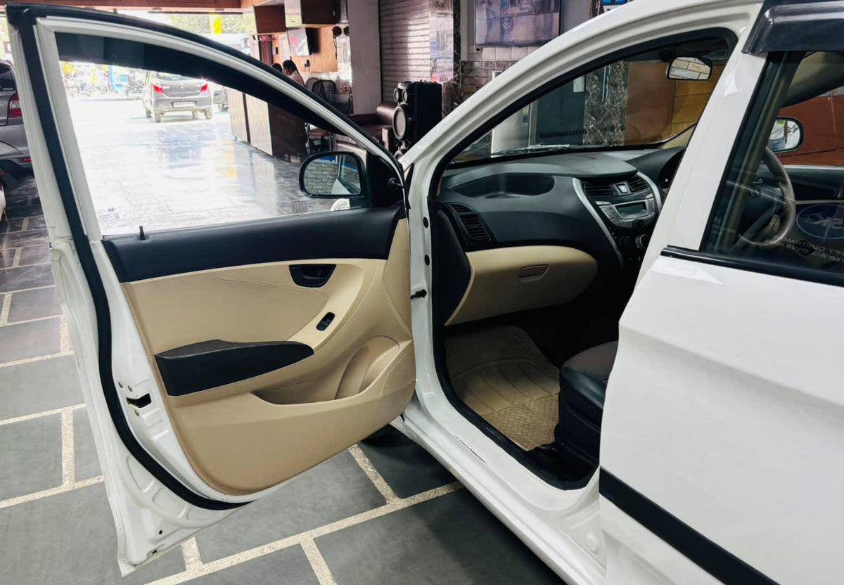 HYUNDAI EON MAGNA PETROL (2015)