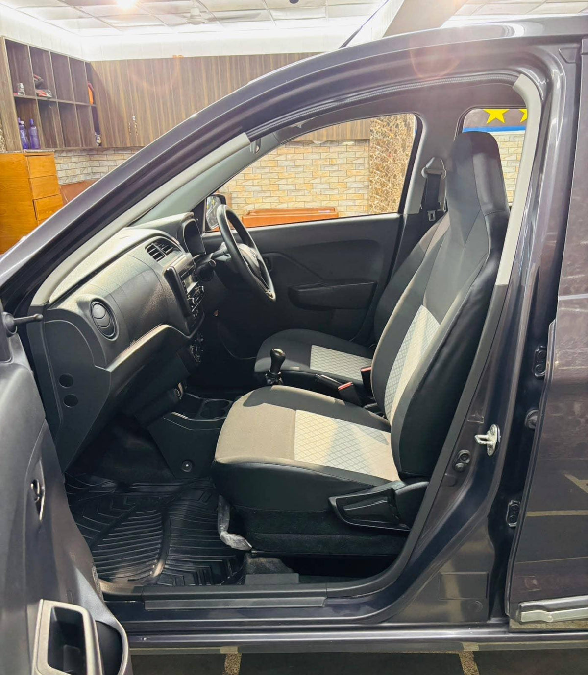 20,000 KMS MARUTI ALTO K10 VXI PETROL (2023)
