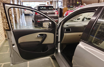24,000 KMS Volkswagen POLO 1.2 HIGHLINE PETROL (2012)