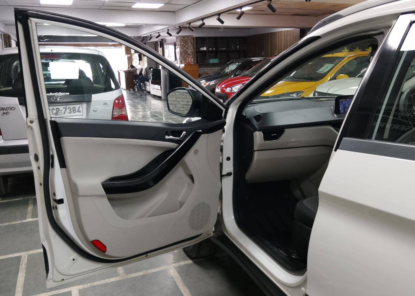 48,000 KMS TATA NEXON XZ 1.2 PETROL (2021)