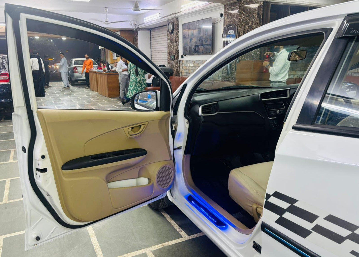 HONDA BRIO 1.2 SMT PETROL (2017)