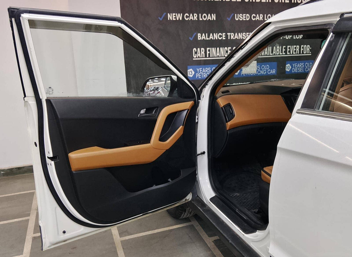 HYUNDAI CRETA 1.6 VTVT PETROL (2016)