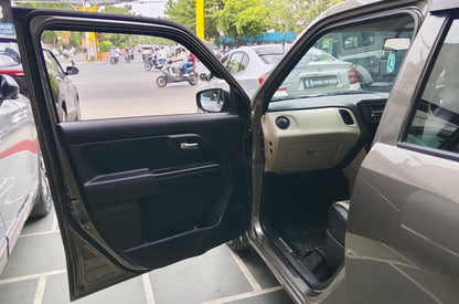 6,000 KMS MARUTI WAGONR VXI GREEN CNG (2022)