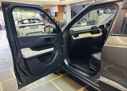 10,000 KMS TATA PUNCH 1.2 PURE MT PETROL (2023)