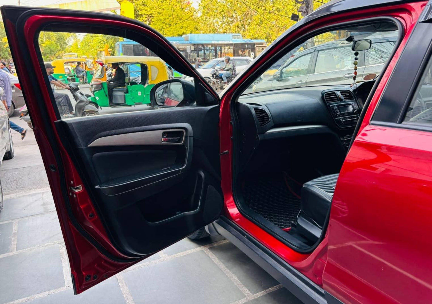 MARUTI BREZZA ZDI DIESEL (2018)