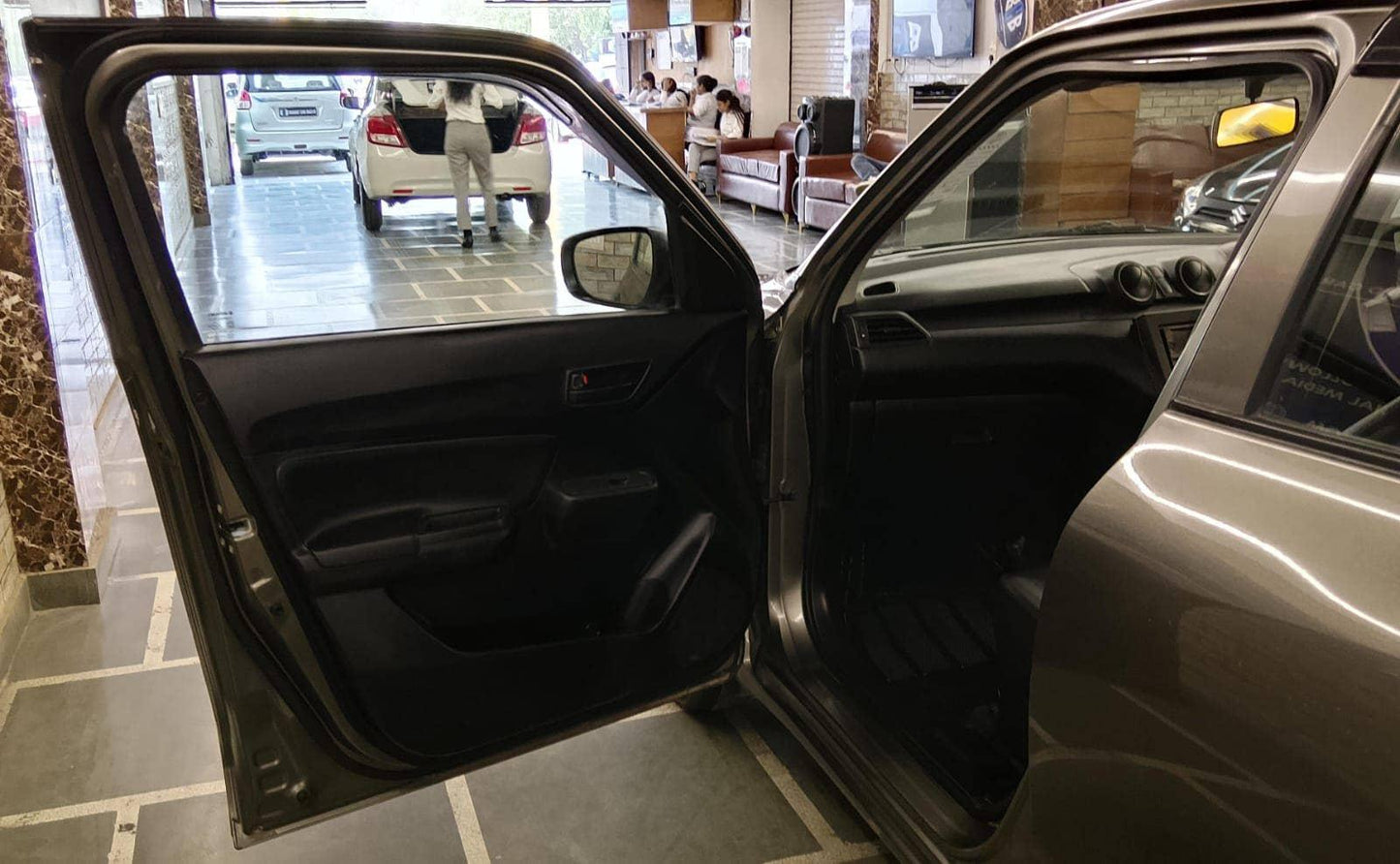 19,000 KMS MARUTI SWIFT LXI PETROL (2019)