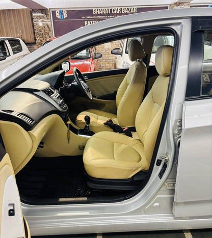 29,000 KMS HYUNDAI VERNA 1.4 EX MT PETROL (2014)