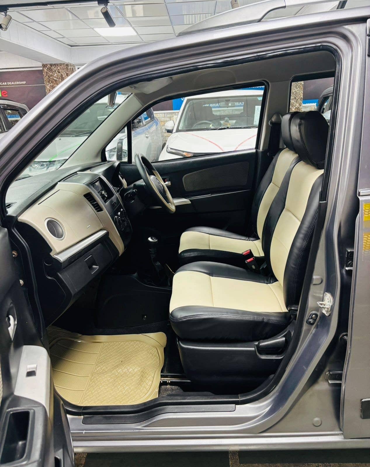 49,000 KMS MARUTI WAGONR LXI PETROL (2016)