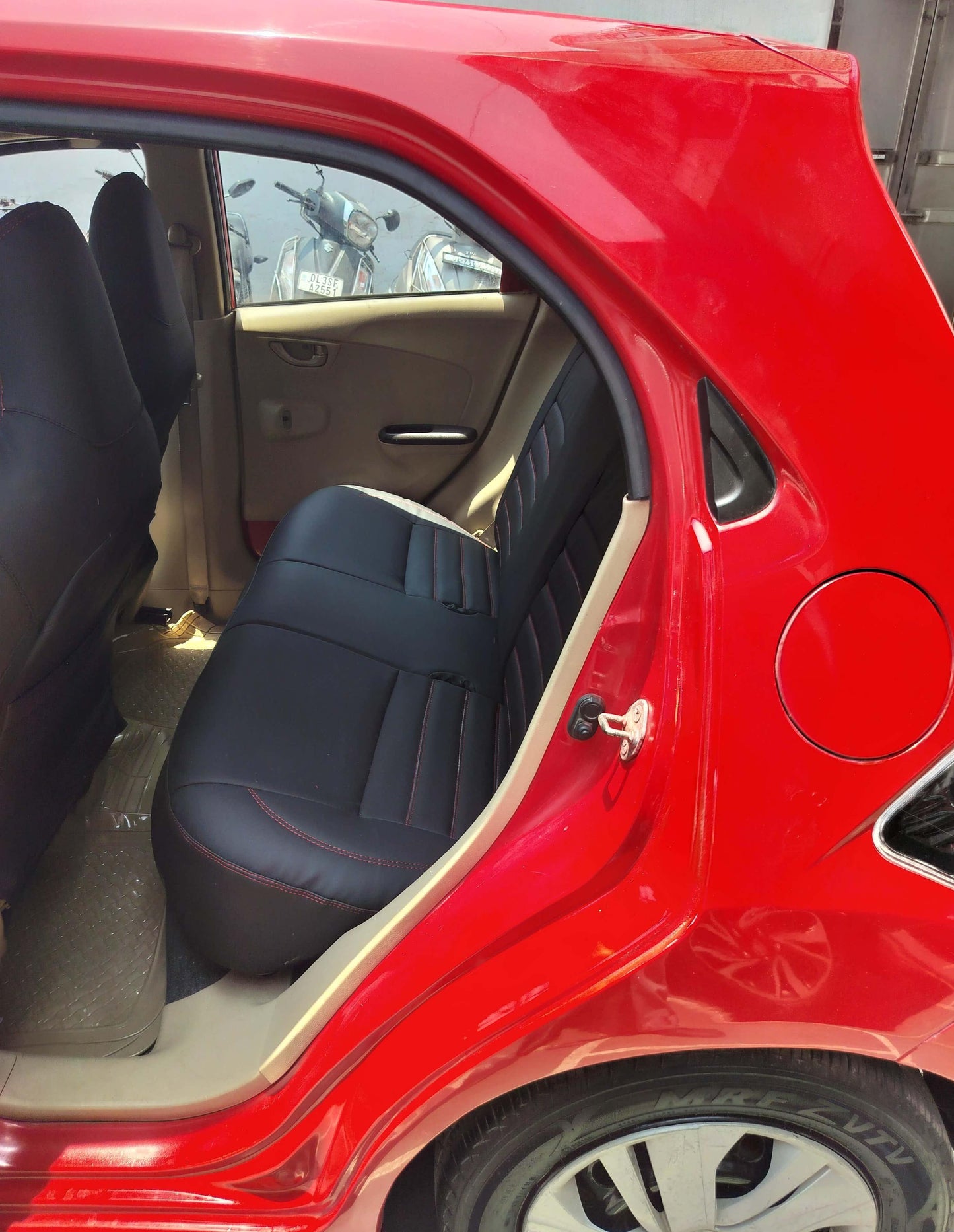 49,000 KMS HONDA BRIO SMT PETROL (2012)
