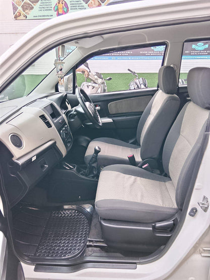 2,000 KMS MARUTI WAGONR LXI PETROL (2014)
