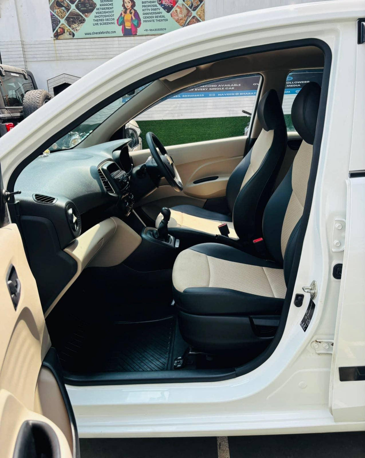 4000 KMS HYUNDAI SANTRO 1.1 ERA EXCUTIVE MT PETROL (2021)
