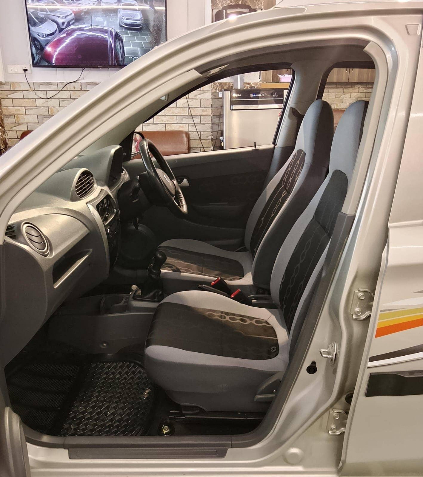41,000 KMS MARUTI ALTO 800 VXI PETROL (2015)