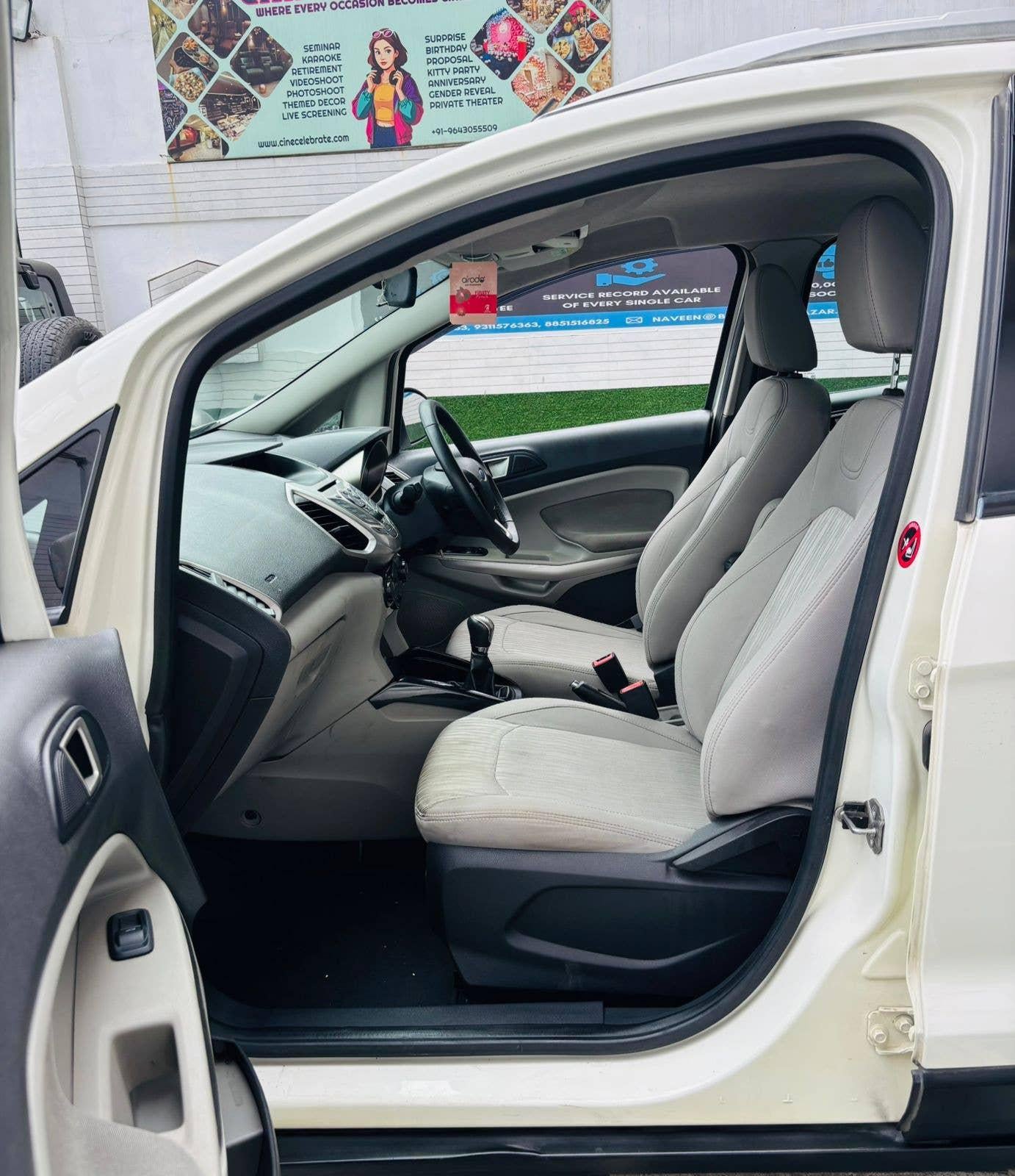 40,000 KMS FORD ECOSPORT 1.0 TITANIUM ECOBOOST PETROL (2014)