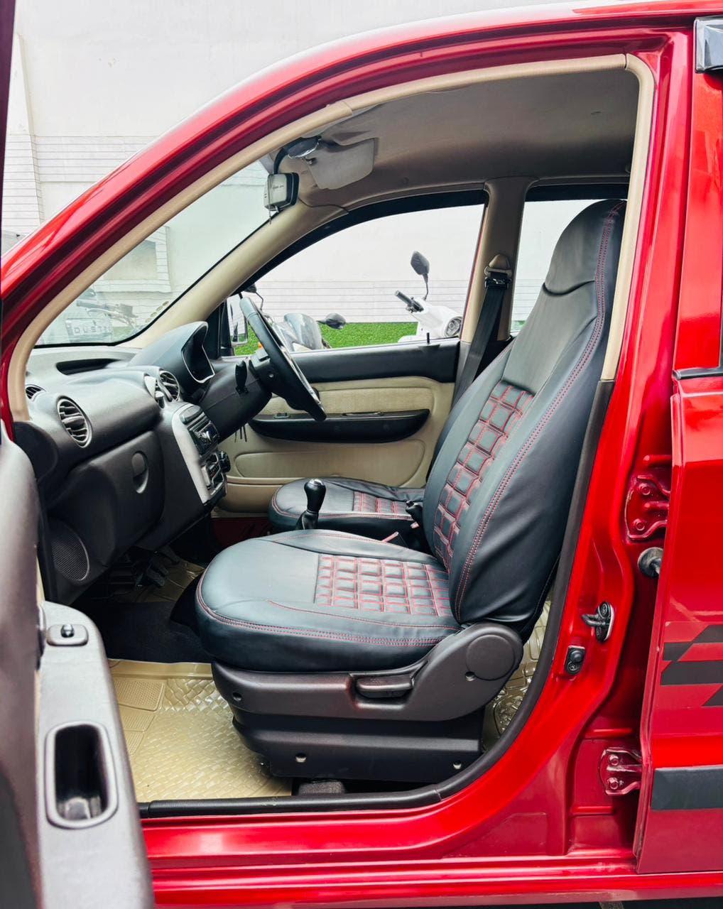 39,000 KMS HYUNDAI SANTRO GL PETROL (2013)