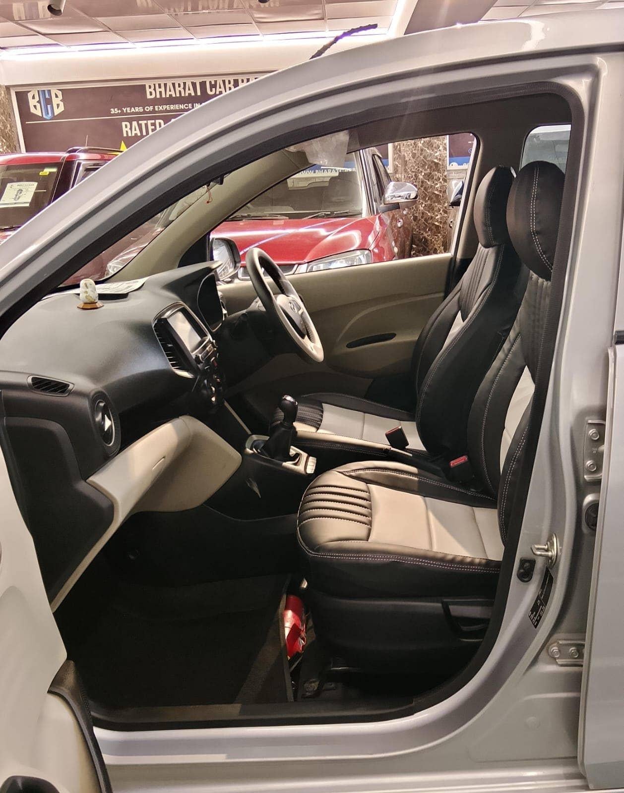HYUNDAI SANTRO 1.1 MT SPORTZ CNG (2019)