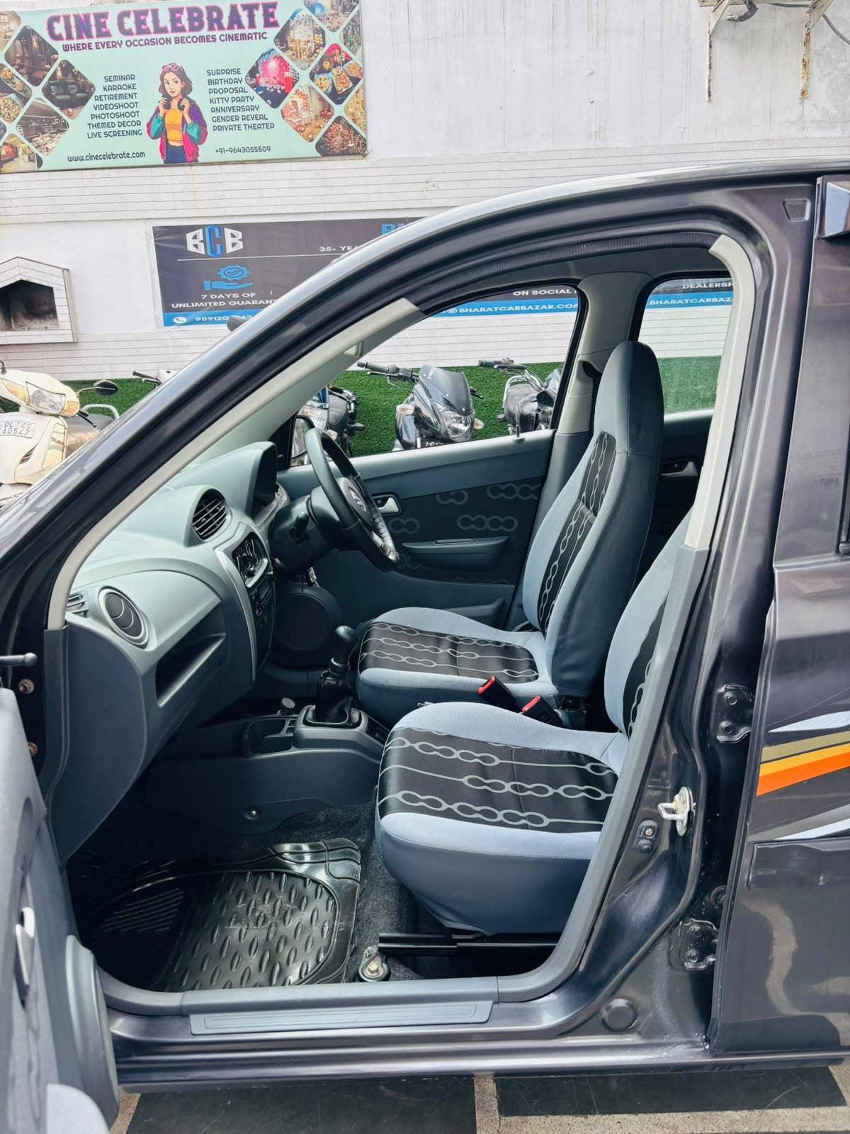 15,000 KMS MARUTI ALTO VXI PETROL (2014)