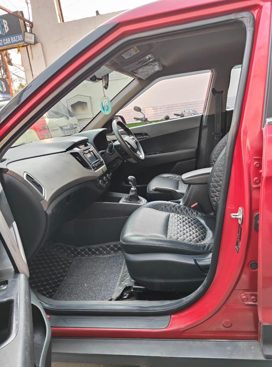 HYUNDAI CRETA E+ PETROL (2017)