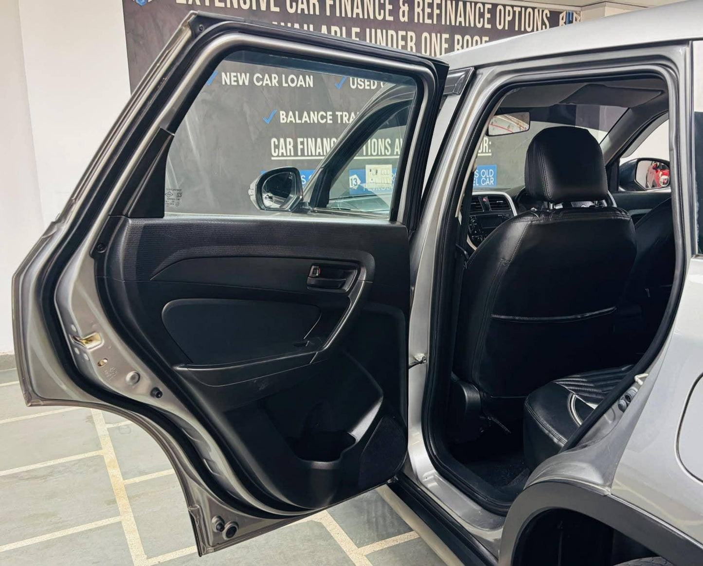31,000 KMS MARUTI VITARA BREZZA LXI PETROL (2020)