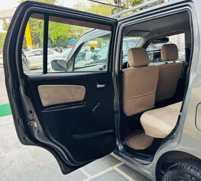 42,000 KMS MARUTI WAGONR LXI GREEN CNG (2017)