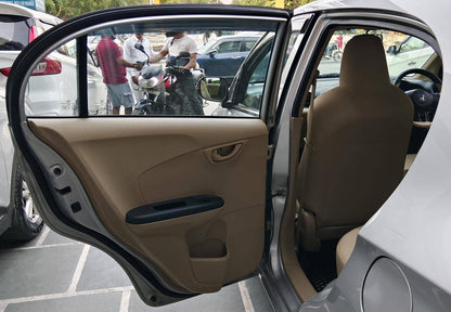 37,000 KMS HONDA AMAZE E MT 1.2 PETROL (2015)