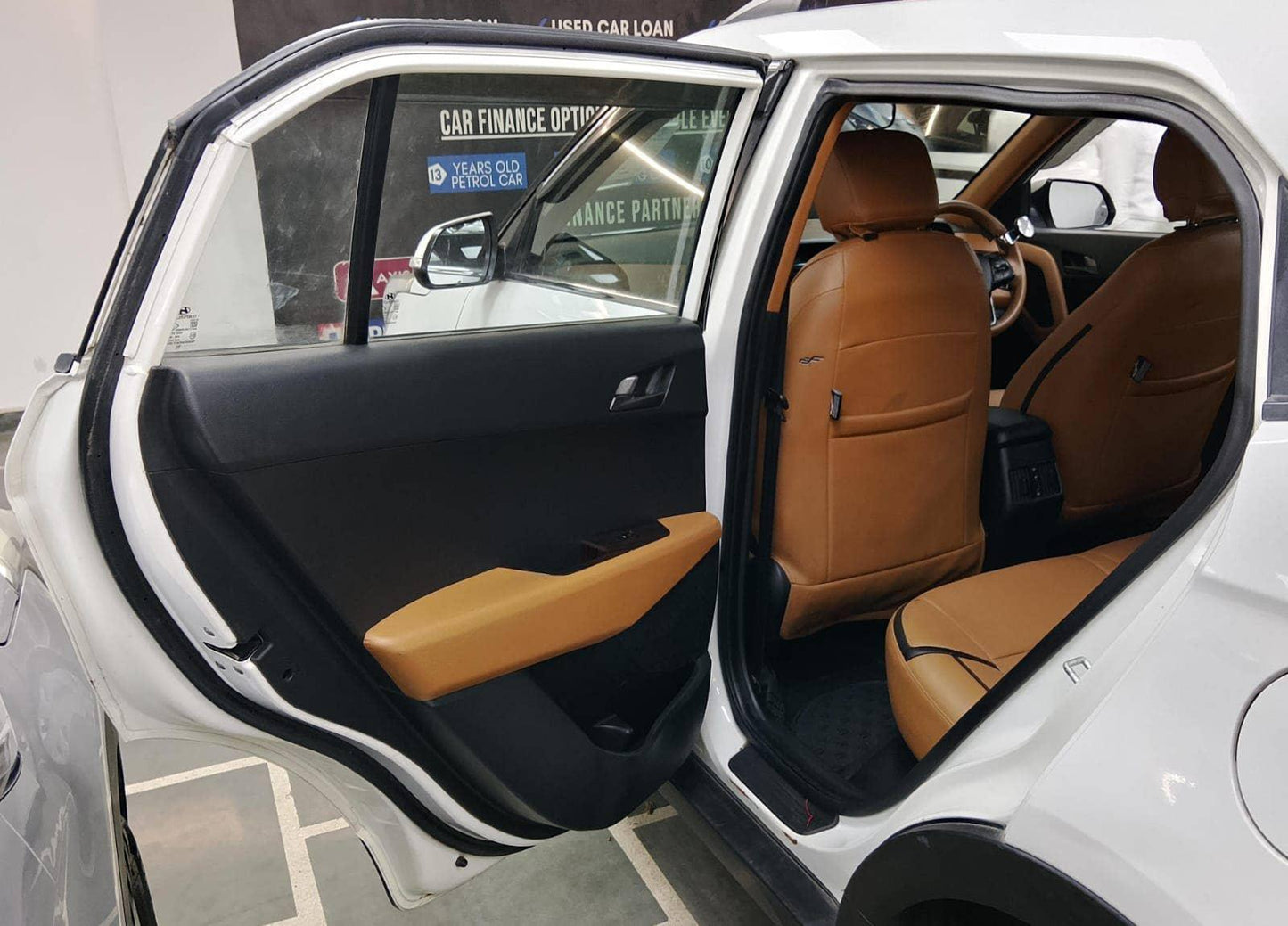 HYUNDAI CRETA 1.6 VTVT PETROL (2016)