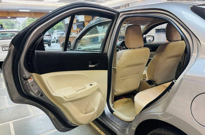 MARUTI DZIRE VXI GREEN CNG (2023)