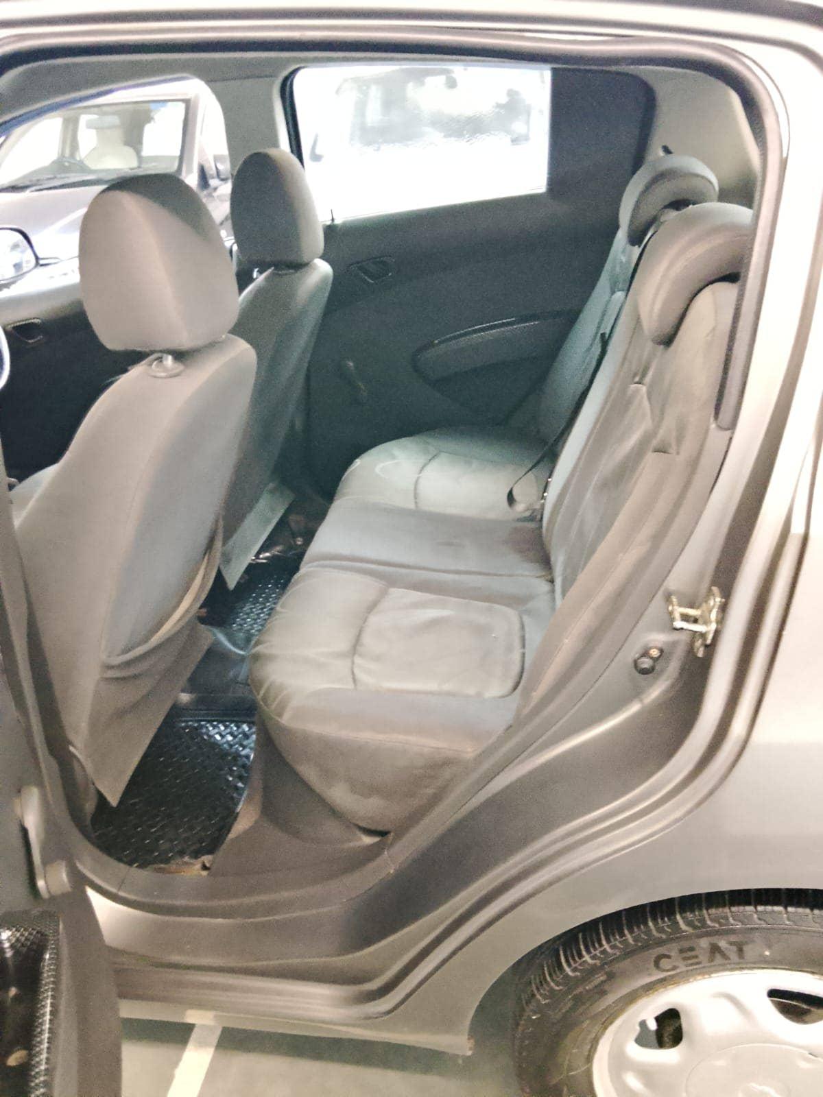 33,000 KMS CHEVROLET BEAT LS PETROL (2012)