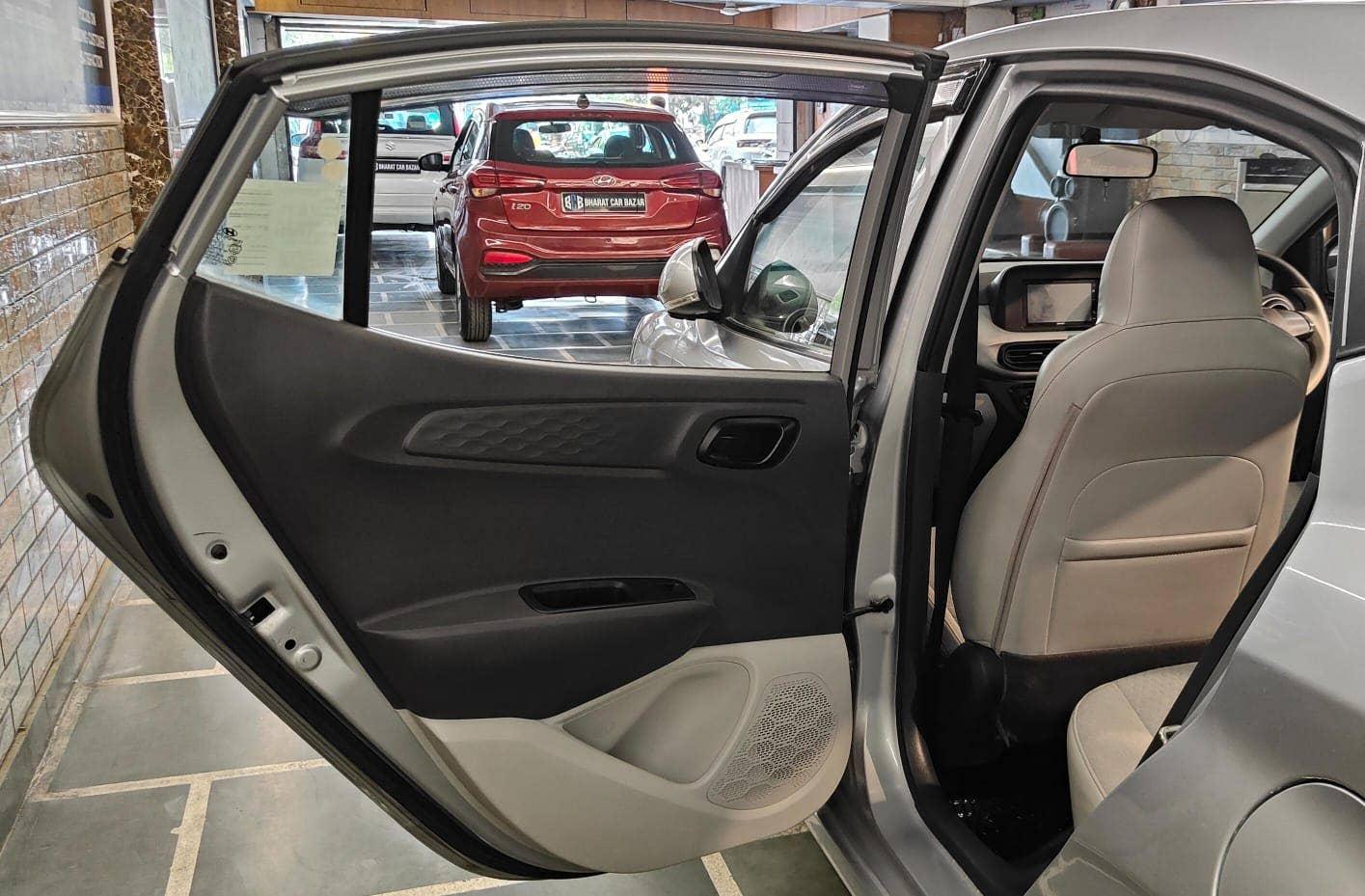 27,000 KMS HYUNDAI GRAND I10 NIOS CORPORATE PETROL (2020)