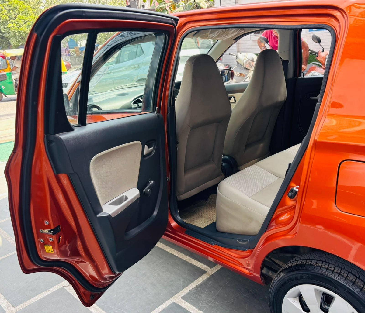 24,000 KMS MARUTI ALTO K10 VXI PETROL (2014)