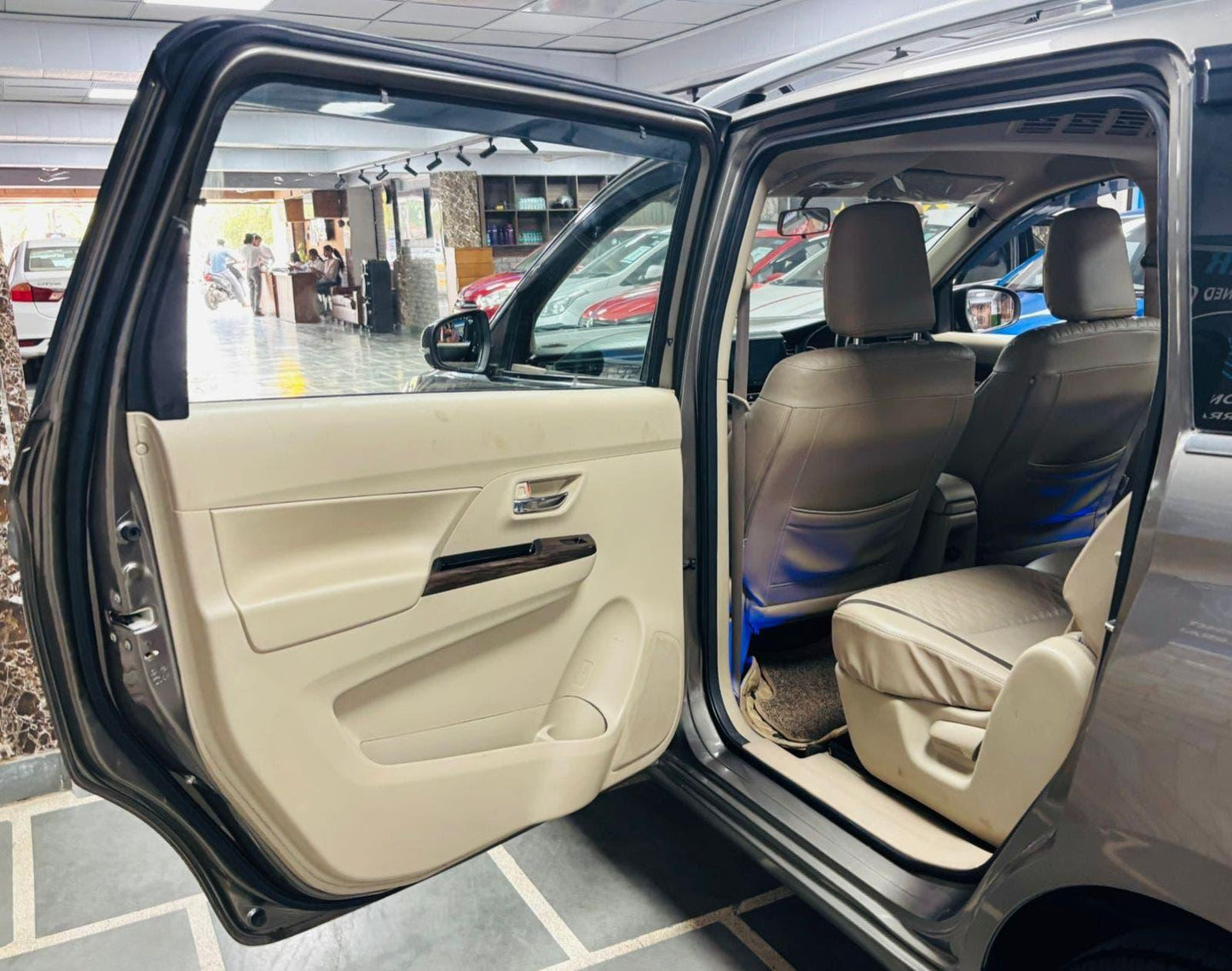 20,000 KMS MARUTI ERTIGA VXI CNG (2021)