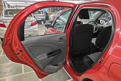 43,000 KMS TOYOTA ETIOS LIVA 1.2 PETROL (2013)