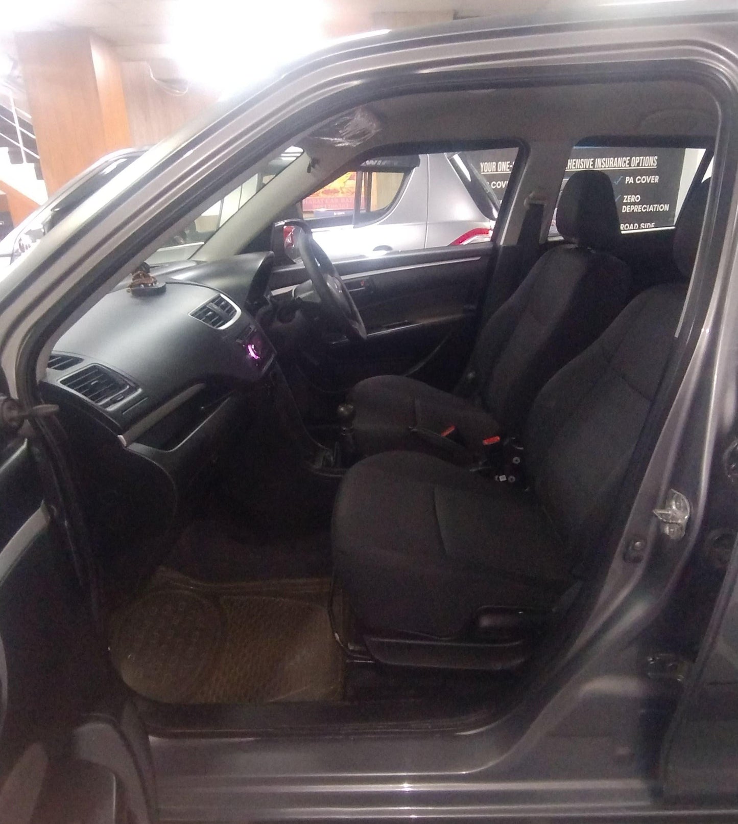 MARUTI SWIFT LXI (O) PETROL (2017)