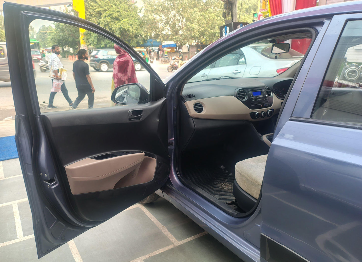 36,000 KMS HYUNDAI GRAND I10 MAGNA PETROL (2016)