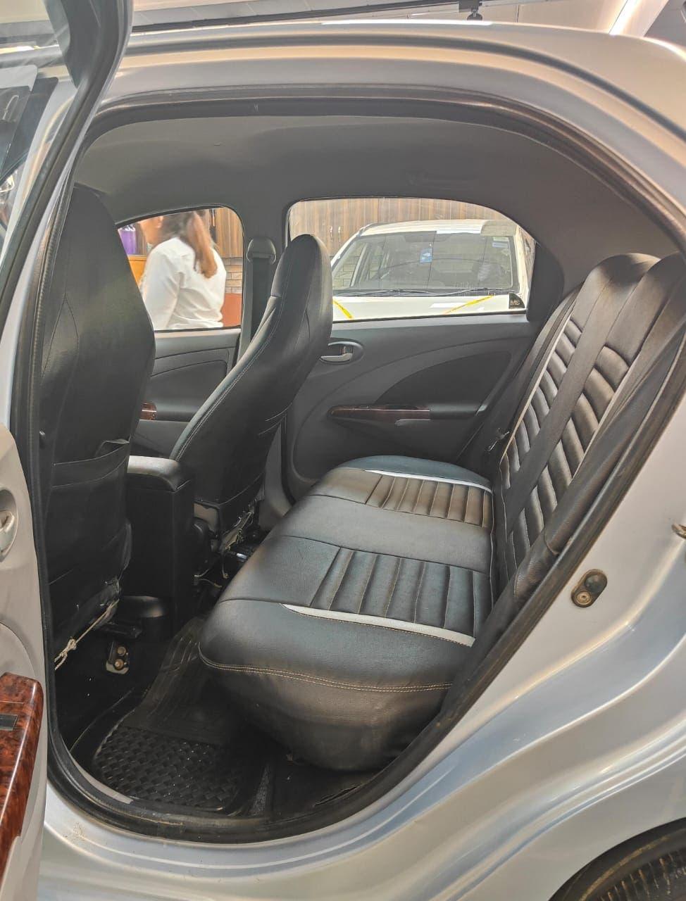 TOYOTA ETIOS V PETROL (2011)