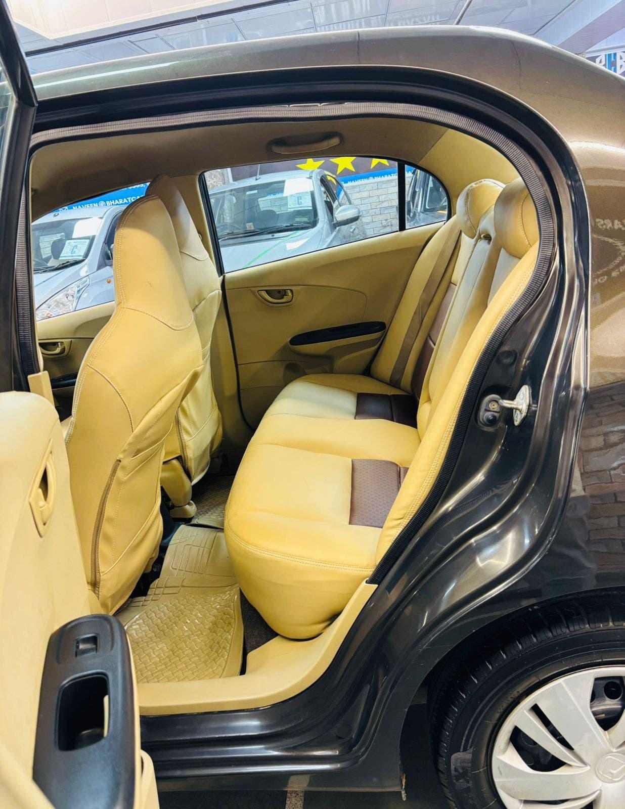 38,000 KMS HONDA AMAZE 1.2 S MT PETROL (2015)