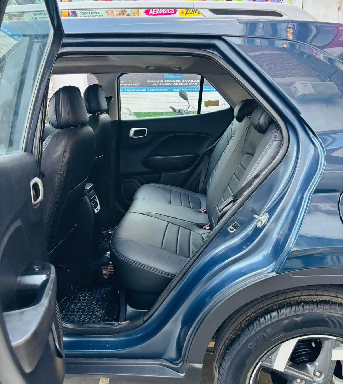 HYUNDAI VENUE 1.0 TURBO GDI MT SX SUNROOF (2019)