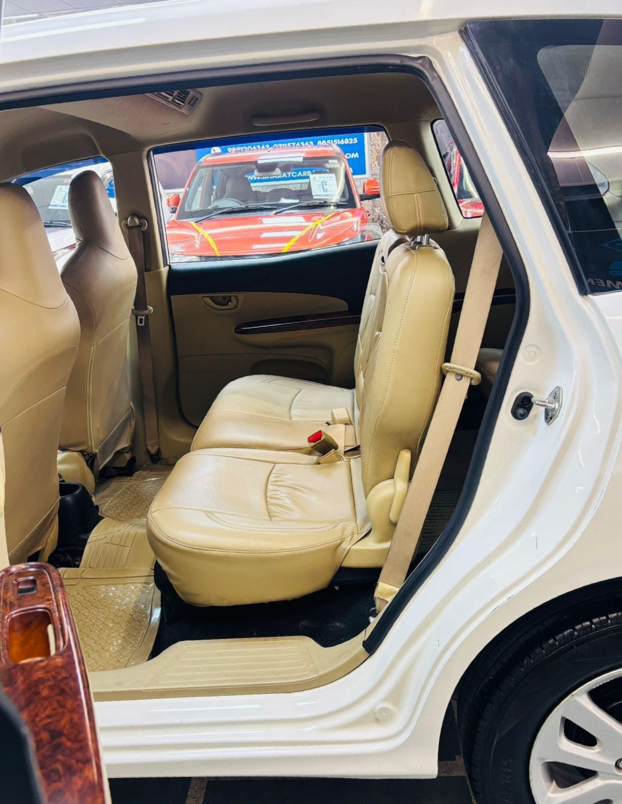 HONDA MOBILIO 1.5 V MT PETROL (2015)