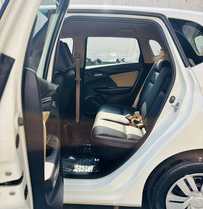 22,000 KMS HONDA JAZZ 1.2 S MT PETROL (2017)