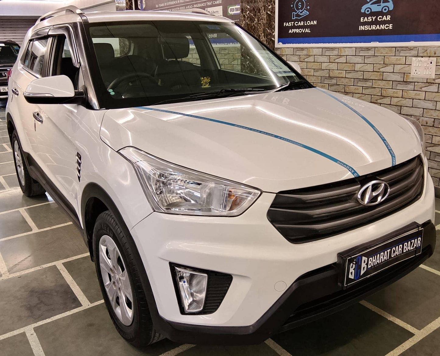 39,000 KMS HYUNDAI CRETA 1.6 E+ VTVT PETROL (2017)