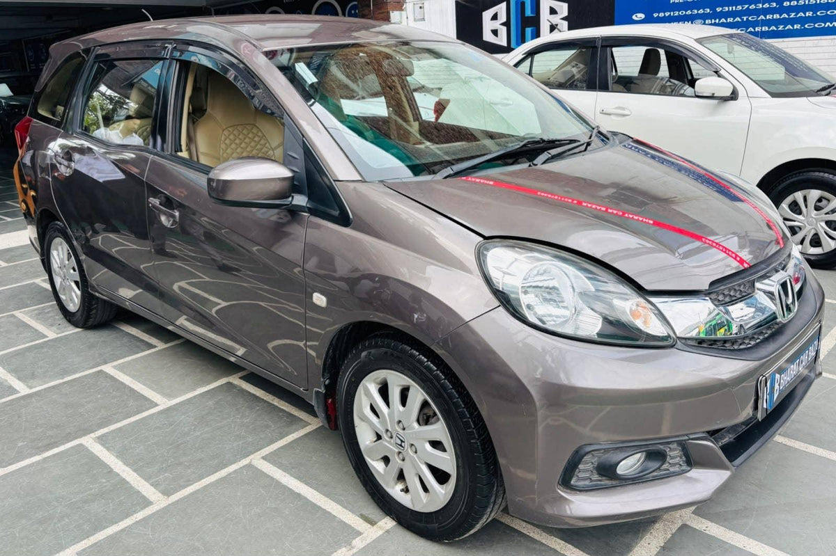 HONDA MOBILIO 1.5 V MT PETROL (2014)