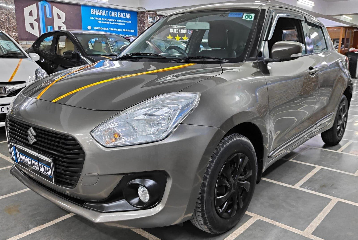 33,000 KMS MARUTI SWIFT VXI PETROL (2018)