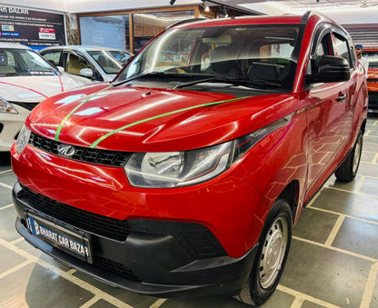 18,000 KMS MAHINDRA KUV 100 K2 6STR PETROL (2016)