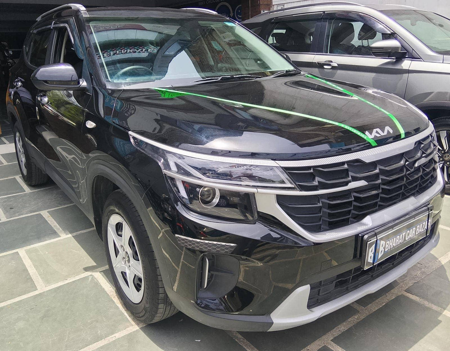5,000 KMS KIA SELTOS G 1.5 6MT HTE (O) PETROL (2025)