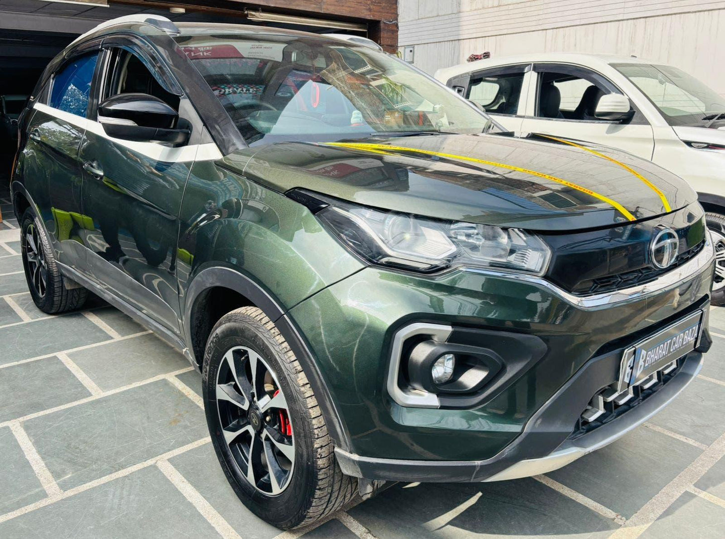 44,000 KMS TATA NEXON XZ+ 1.2 RTN PETROL (2020)