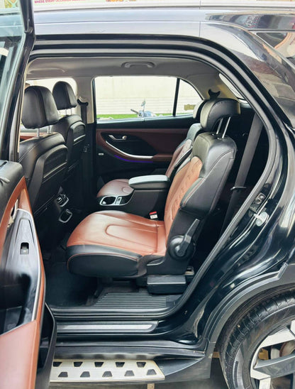 39,000 KMS HYUNDAI ALCAZAR SIGNATURE (O) 6 STR 1.5 DCT PETROL (2023)
