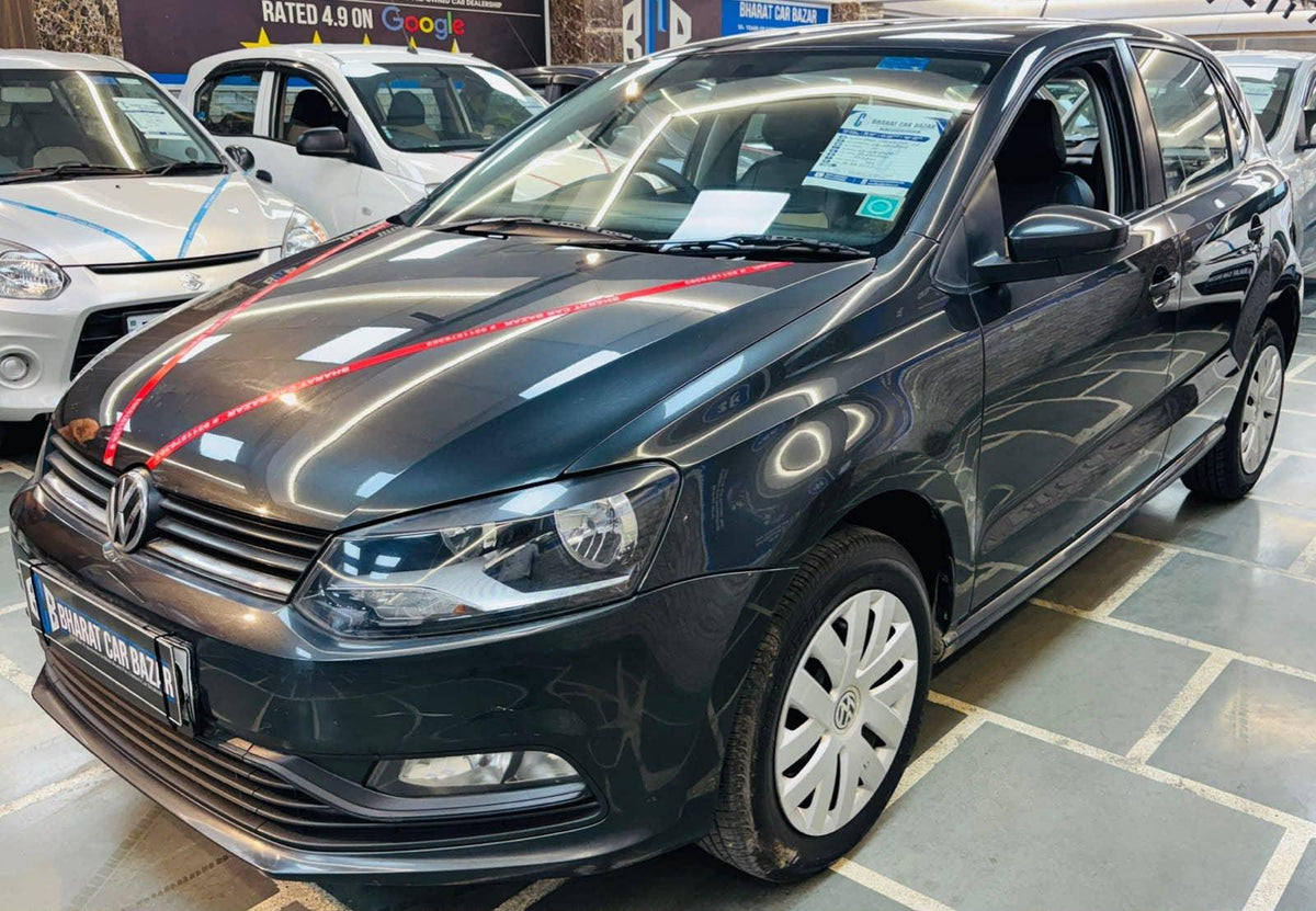 37,000 KMS VOLKSWAGEN POLO 1.2 MPI COMFOTLINE MT PETROL (2016)