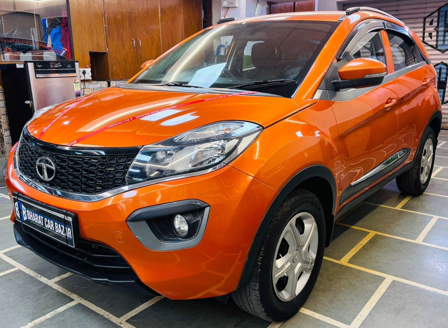 TATA NEXON XMA 1.2 PETROL (2019)